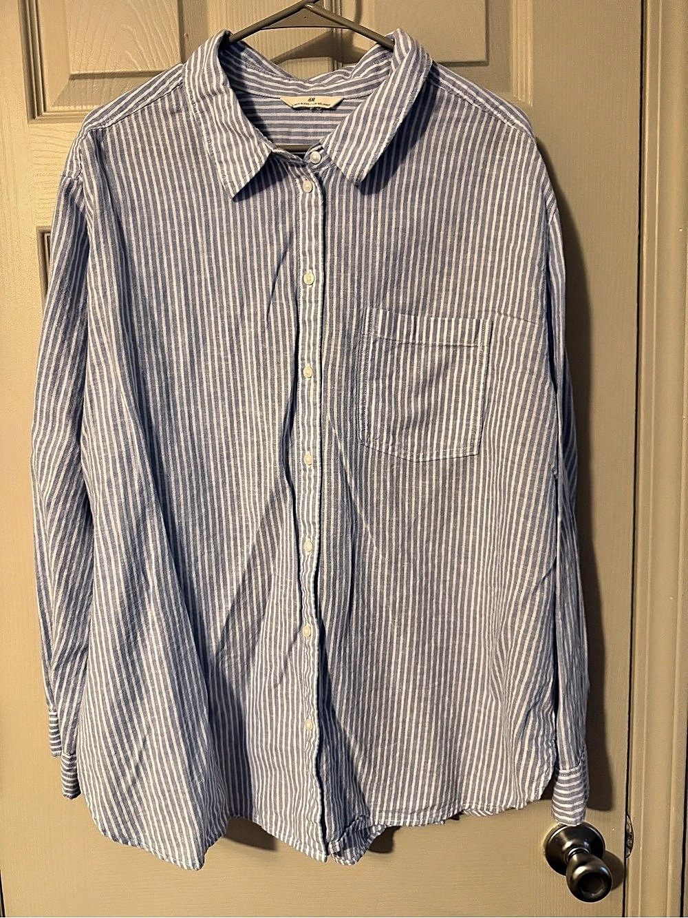 H&M Linen Blend Striped Shirt Striped Linen Button Down in Blue & White Like New